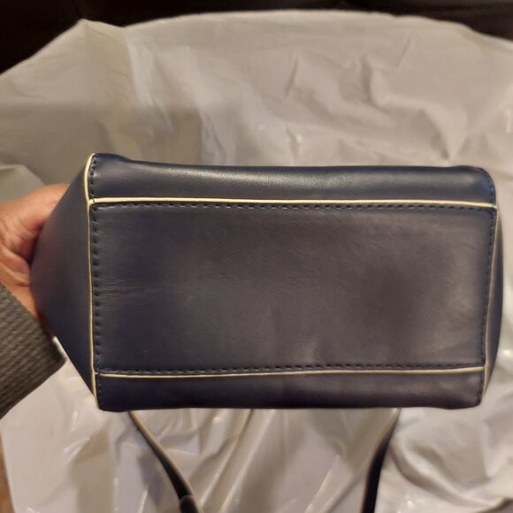 Vera Bradley Navy Blue Crossbody / Satchel Bag - Picture 7 of 9